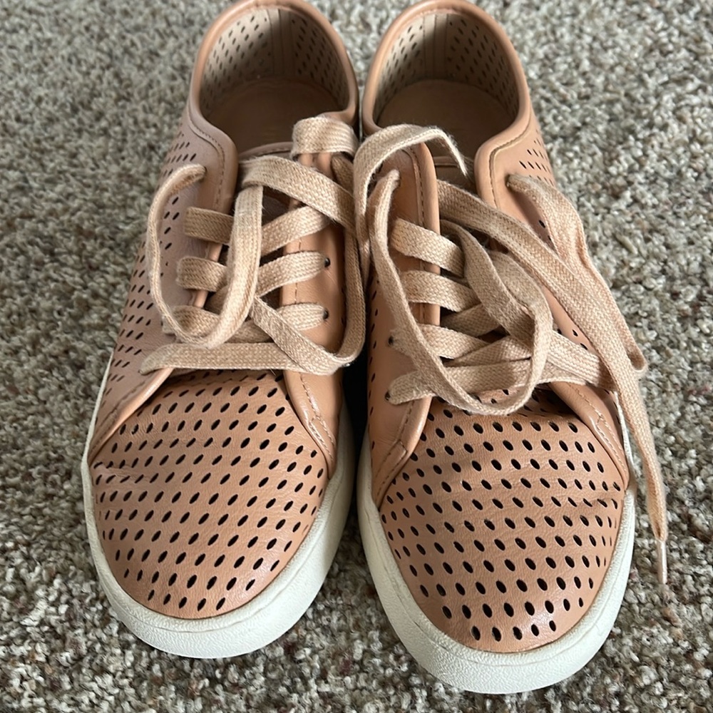 Summer / Fall Tennis shoes